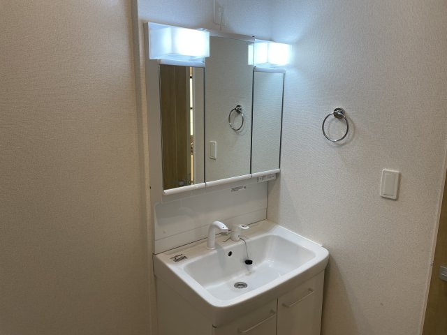 シーズンテラス勝原の洗面所