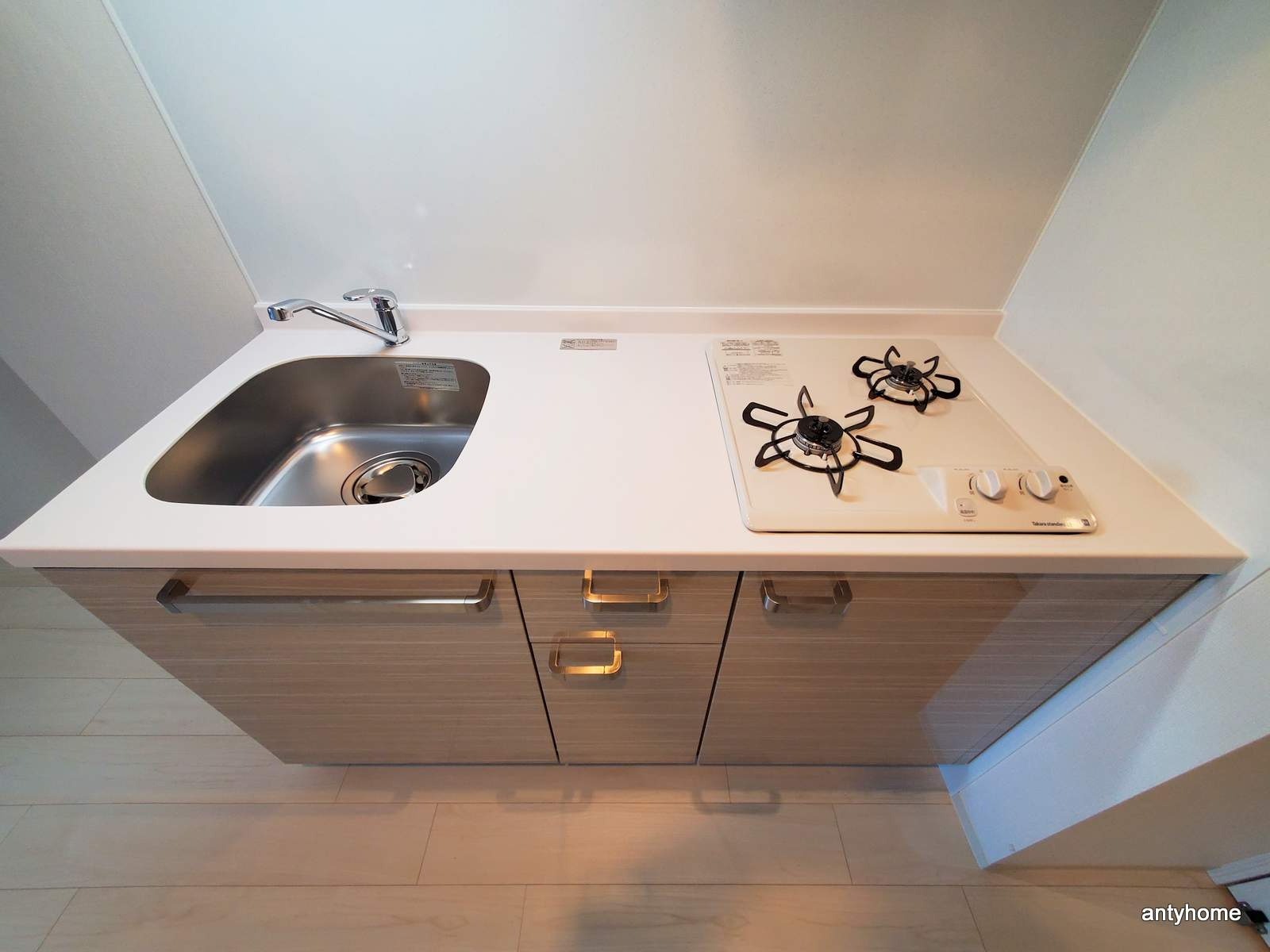 エスリードレジデンス江坂垂水町 仲介手数料無料のキッチン