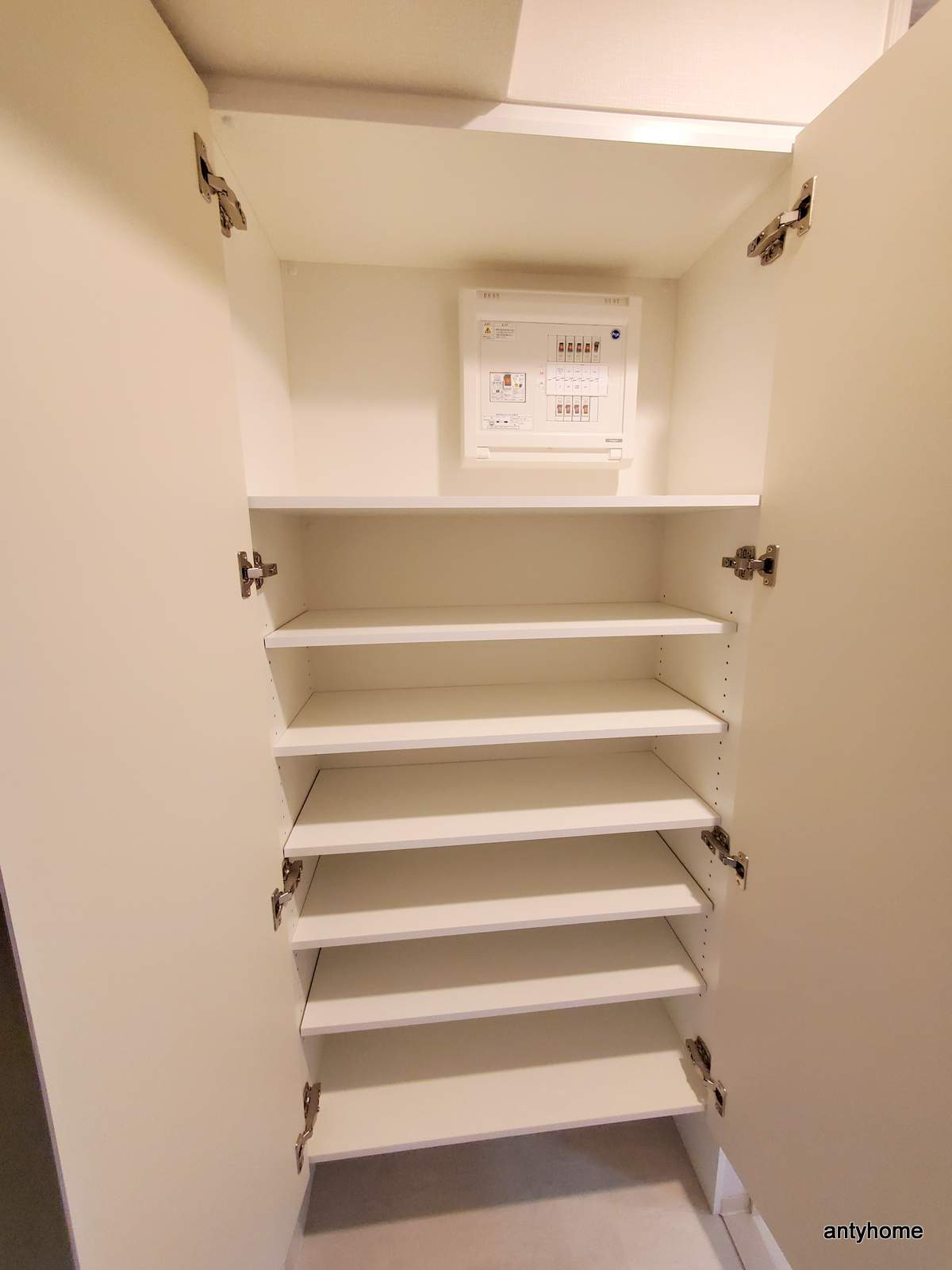 エスリードレジデンス江坂垂水町 仲介手数料無料の収納