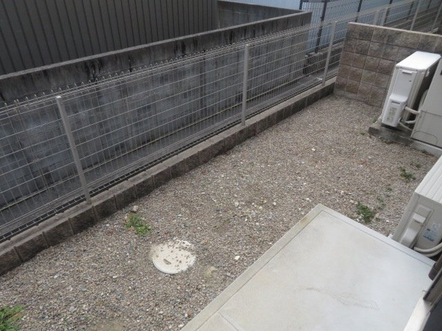 ブールドーグフランセのバルコニー