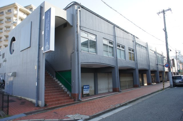 明石グレースアーケードの外観