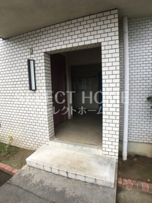 【エントランス】 | マンションフラワー | 建物の内部です