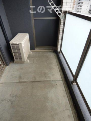 【バルコニー】 | アイセレブ箱崎浪漫邸(アイセレブハコザキロマンテイ) | 別号室の写真になります。現況優先。