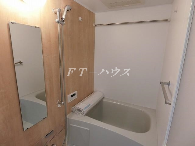 プルメリア幕張の浴室