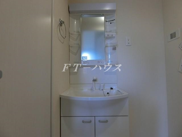 プルメリア幕張の洗面所