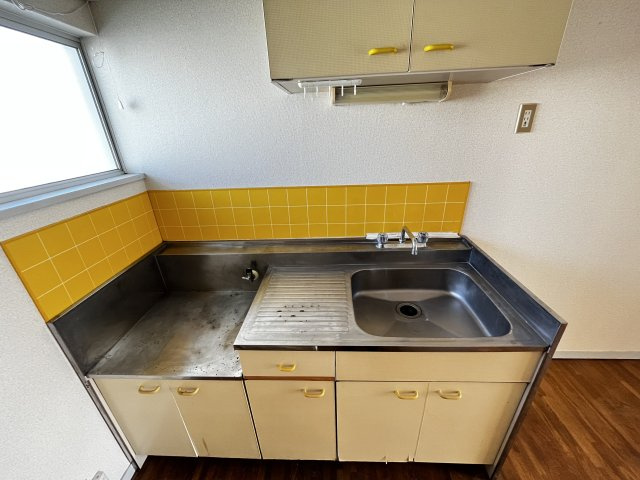 エステートピア葉山Bのキッチン