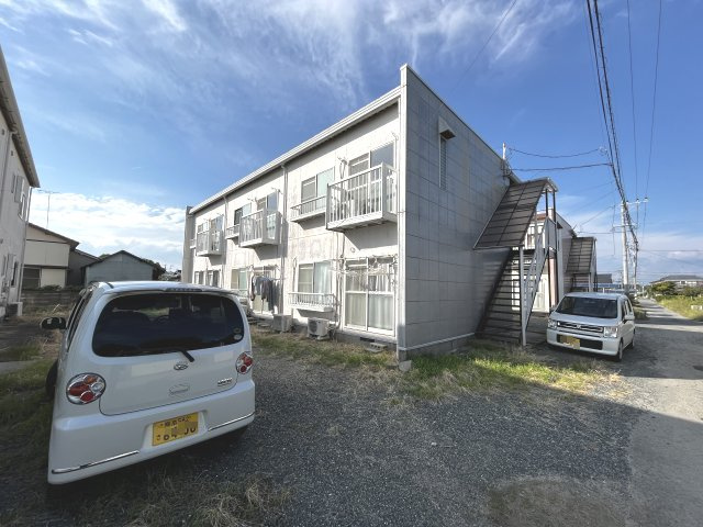 エステートピア葉山Bの外観