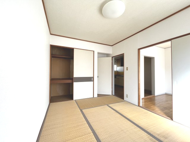 エステートピア葉山Bの和室