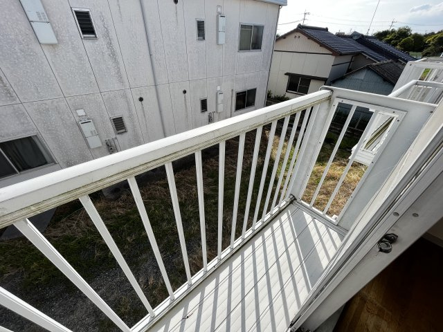 エステートピア葉山Bのバルコニー