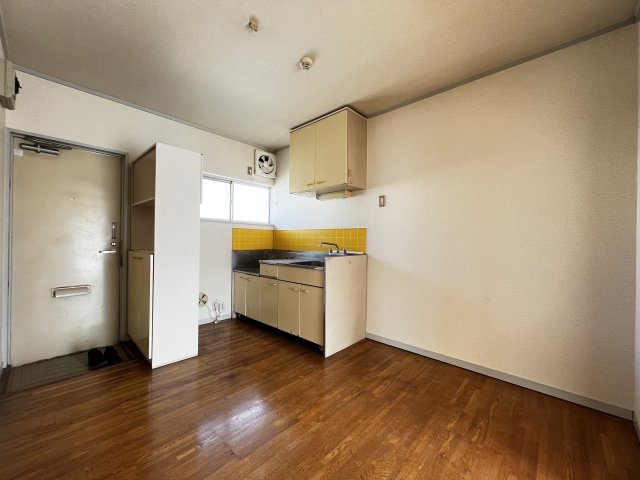 エステートピア葉山Bのキッチン