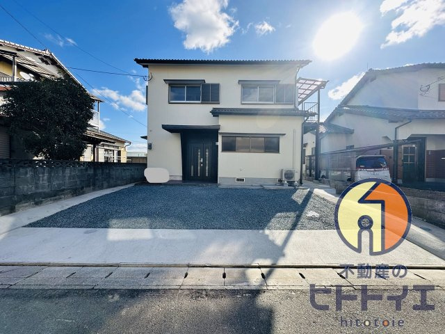 八女市前古賀中古住宅の駐車場