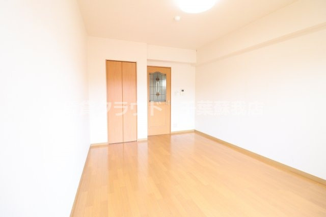 ブルーオーシャンの居間・リビング|おしゃれな居間です