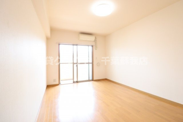 ブルーオーシャンの寝室|使い勝手のいい寝室です