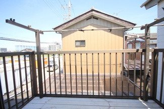 【バルコニー】 | 幸房店付住宅 | 2階バルコニー