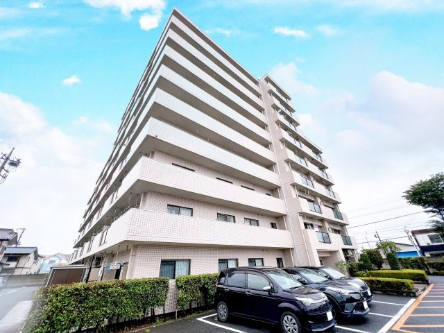 ゼファー新町アーバンコート４階の外観