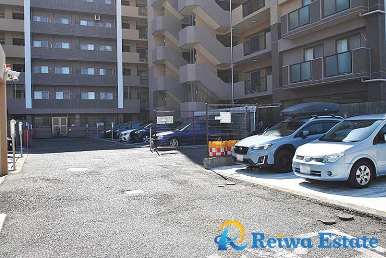 レクセルガーデン茅ヶ崎の駐車場