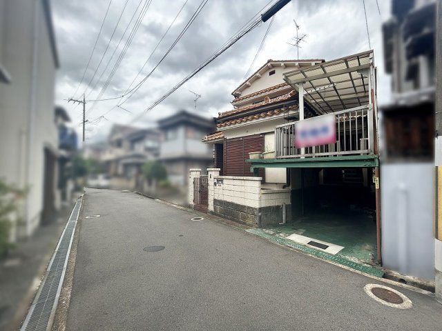 枚方市茄子作1丁目　中古戸建ての前面道路含む現地写真|レトロです