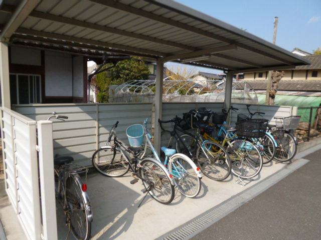 総社市中原のアパートのその他共用部分|駐輪場