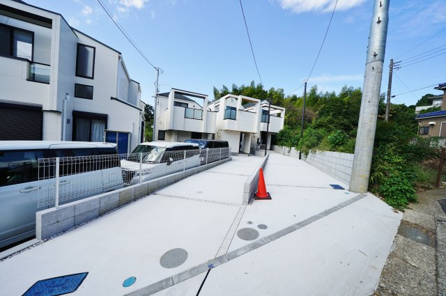【横浜市旭区上川井町123-11全2棟新築戸建て１号棟】★仲介手数料無料★（上川井小学校・都岡中学校）の外観