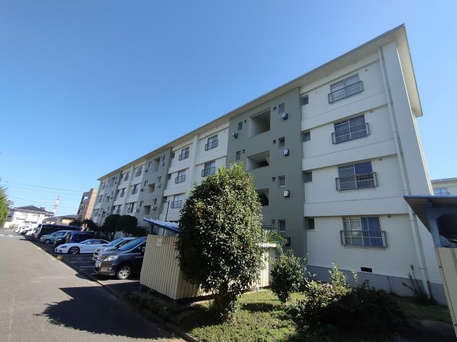 南平野住宅10号棟の外観|きれいな外観です