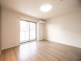 【洋室】 | ShaMaison SOLUTIONS VIII | もちろんエアコン付きです。