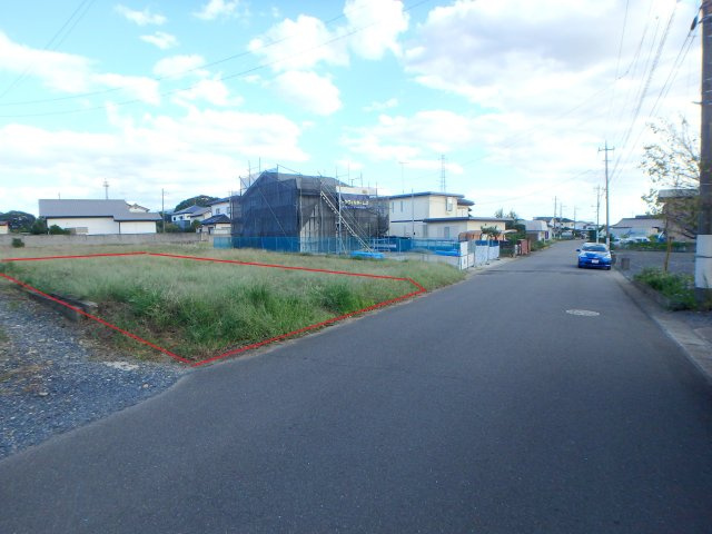 吉田土地　約149坪の前面道路含む現地写真