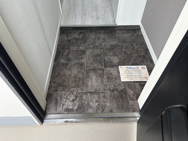 シャトー日東Aの玄関