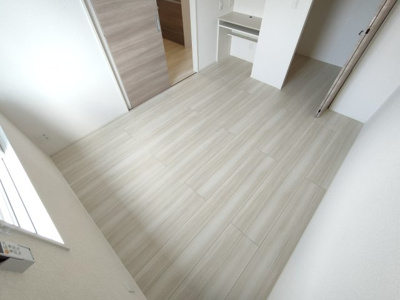 【洋室】 | パークメゾン美幸町 | 広々とした洋室です