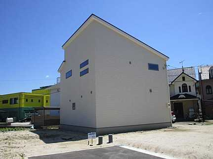 広島市安佐南区川内２丁目　新築一戸建ての外観