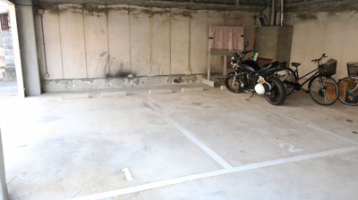 【駐車場】 | サンウエスト西真上