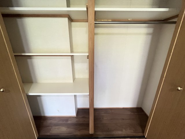 エバーランドシティ新・泉北4番館の収納