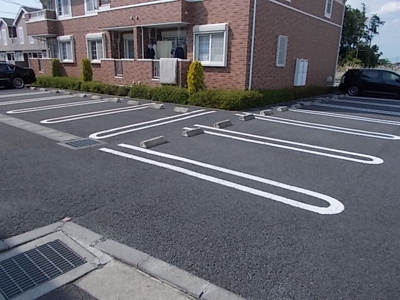 【駐車場】 | グラン・パパ　Ｂ | 駐車場