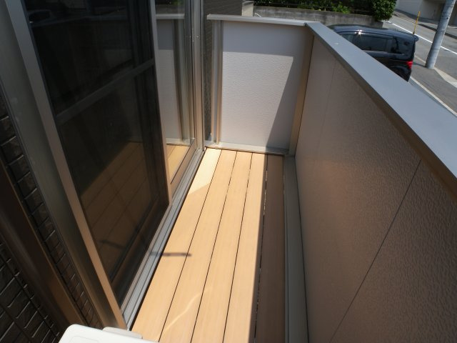 三木市緑が丘町西４丁目のアパートのバルコニー|グランクレール