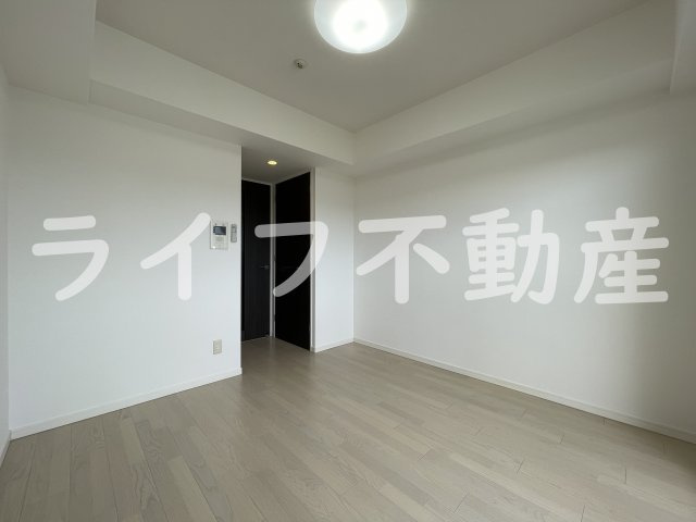 CASSIA高井田North Courtの内装|明るい色調の室内です