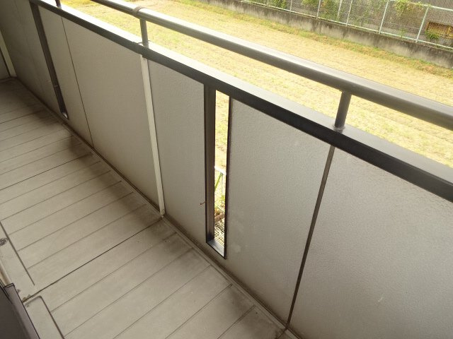 くすの木ハイツIIIのバルコニー