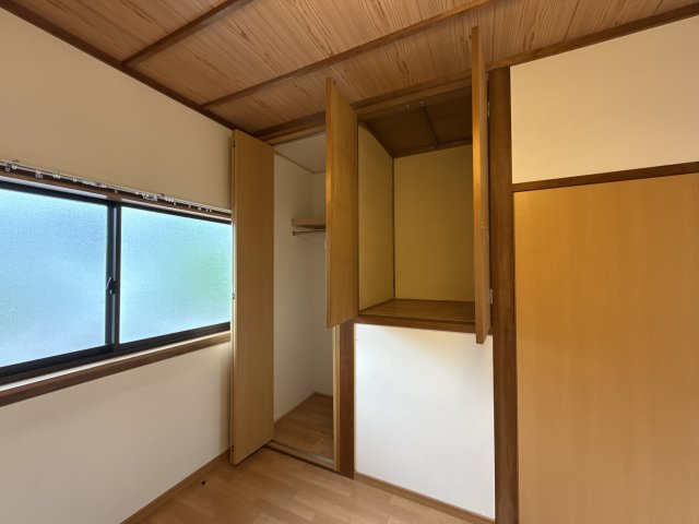 新在家中の町貸家の収納