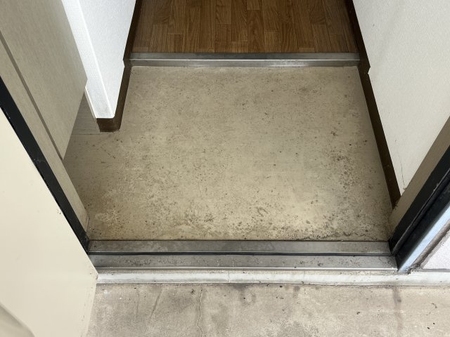 スタットニューヘン英賀保の玄関