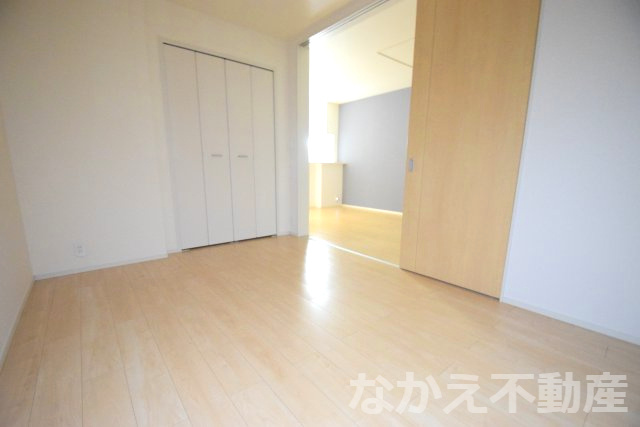 【寝室】 | 落ち着いて過ごせるお部屋なので、寝室にいかがでしょうか
