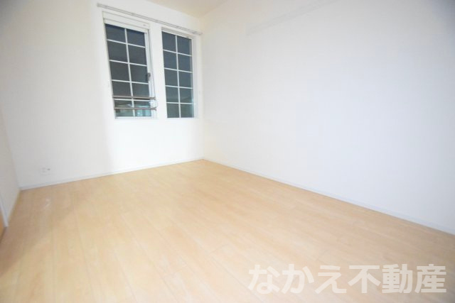 【寝室】 | 落ち着いて過ごせるお部屋なので、寝室にいかがでしょうか