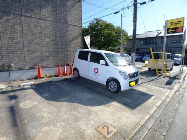【駐車場】 | ロイヤルクレッセント西登戸弐番館