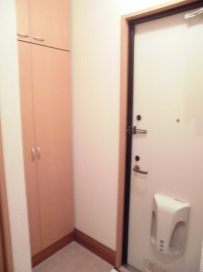 【玄関】 | ロイヤルクレッセント西登戸弐番館