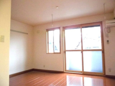 【洋室】 | ロイヤルクレッセント西登戸弐番館