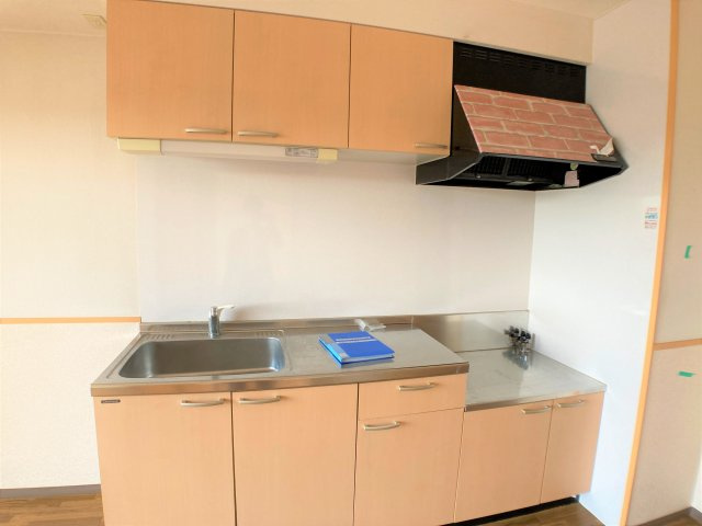 NEOのキッチン|別部屋同一間取りのお写真となります。