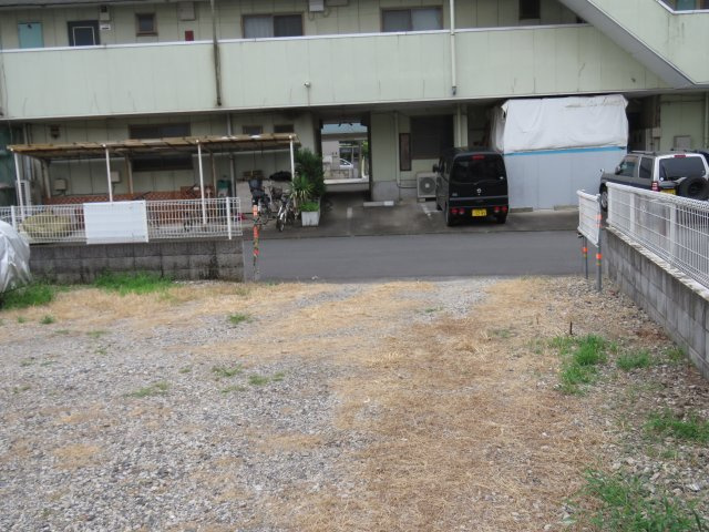 鯨井パーキングの外観
