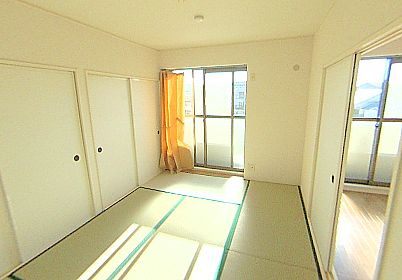 モアクレスト綾園の和室|フローリングだけでなく、和室もあります