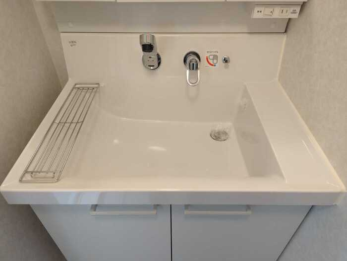 ブラン・キューブの独立洗面台