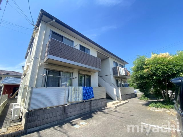 シャーメゾンMayの外観