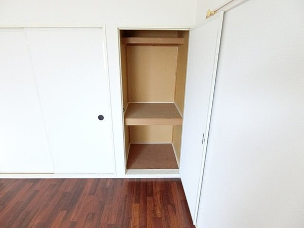 伏屋PCハイツの収納|便利な収納スペースです