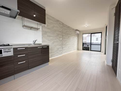 坂の久保ハイツE棟の居間・リビング