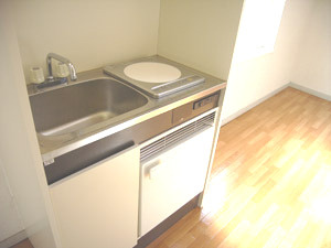 マザーグースのキッチン|コンパクトなキッチンで掃除もラクラク